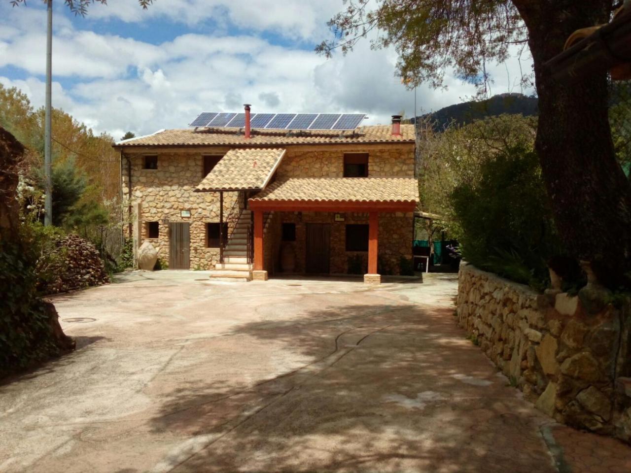 Casas Rurales Picos Del Oso รีโอปาร์ ภายนอก รูปภาพ