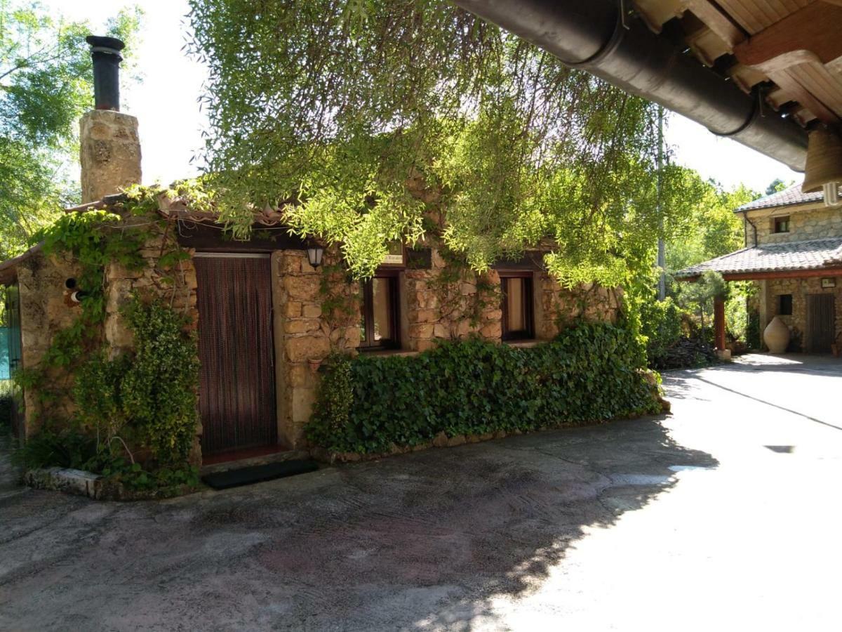 Casas Rurales Picos Del Oso รีโอปาร์ ภายนอก รูปภาพ